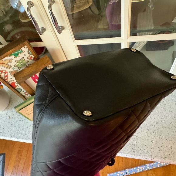 Authentic Chanel Bag EUC - Picture 15 of 16